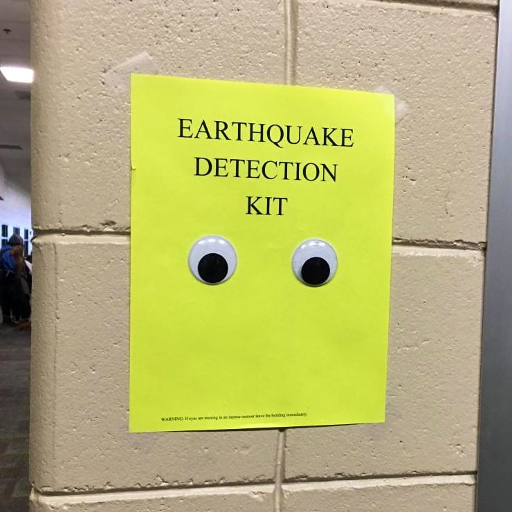 Detector de terremotos mínimo viable